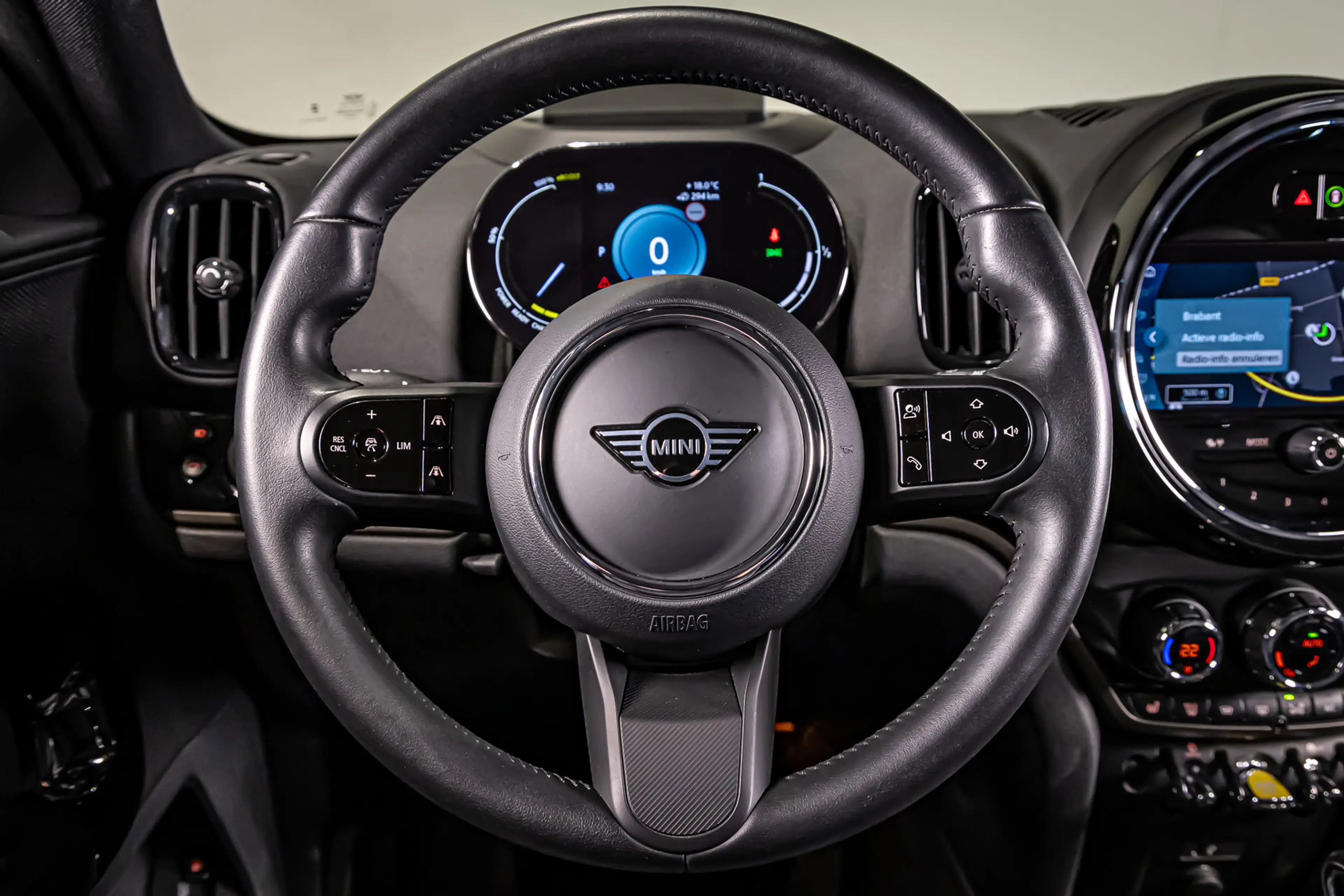 MINI Cooper SE Countryman 1.5 ALL4 Essential|HUD|Leder|Cam — photo 16