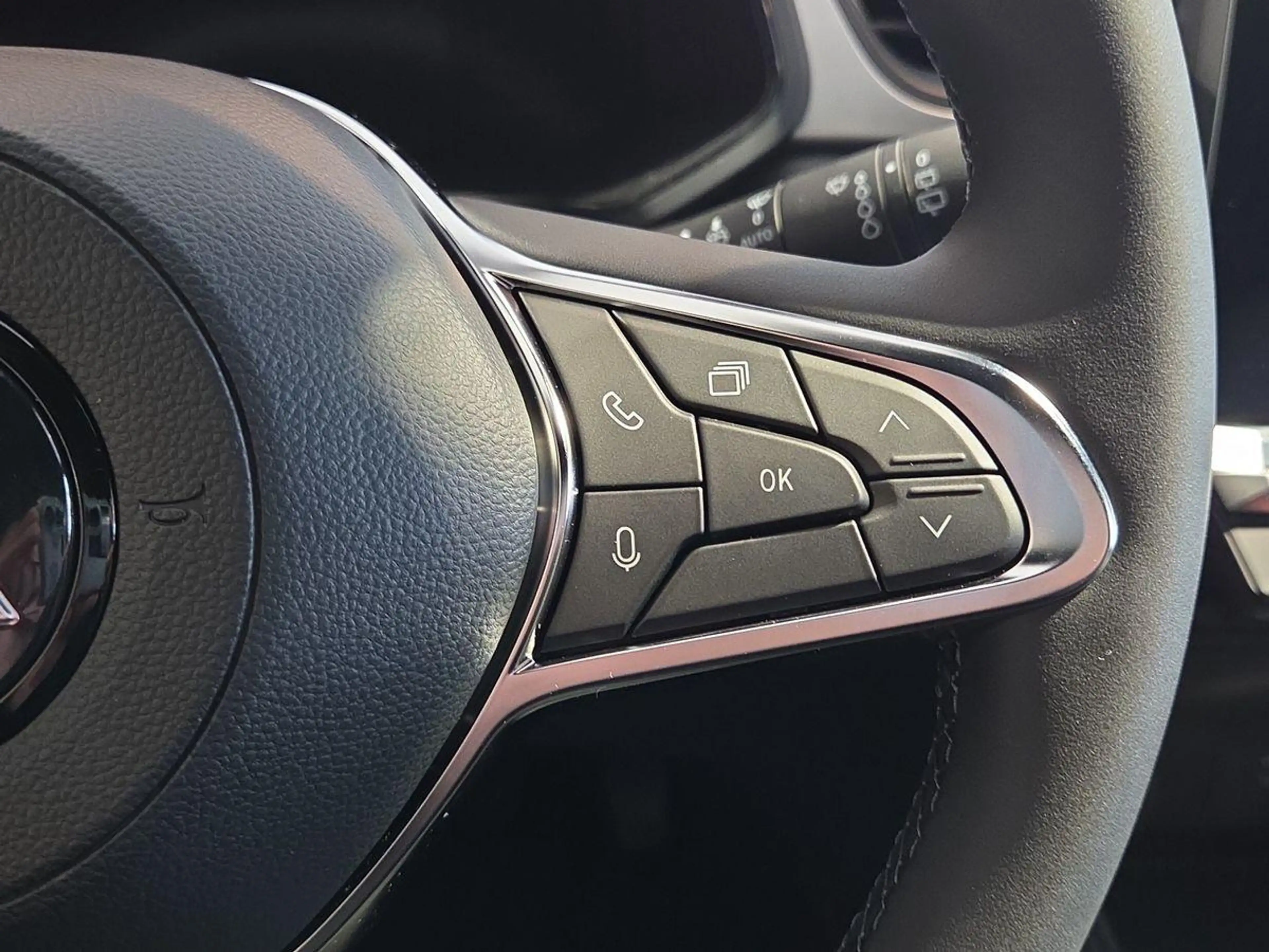 Mitsubishi ASX Diamant Plus Black 1.8l HEV — photo 13