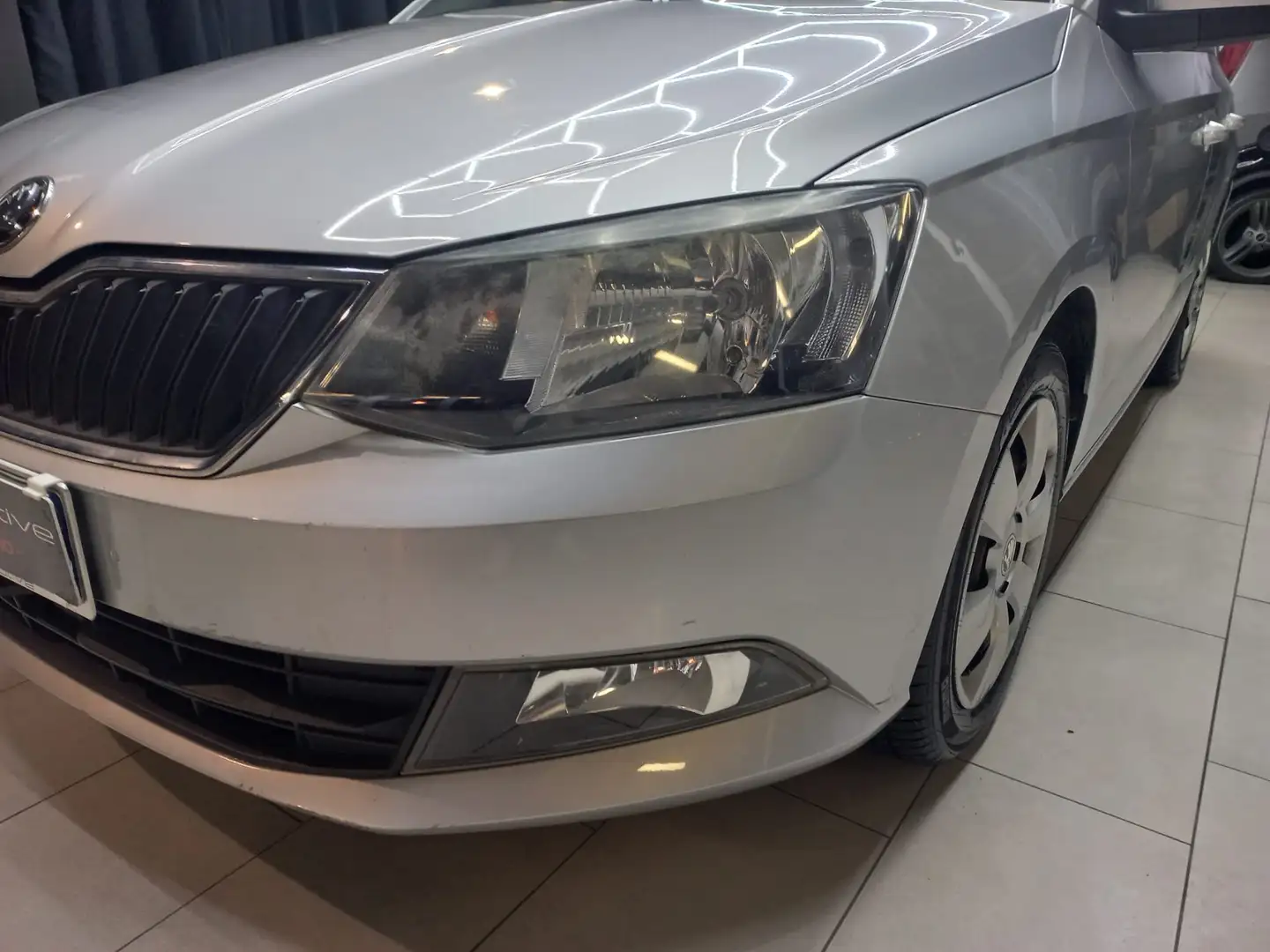 Skoda Fabia Fabia 1.0 mpi Ambition 75cv Argento - 2