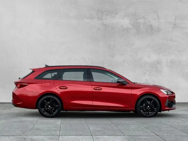 Cupra Leon view 6
