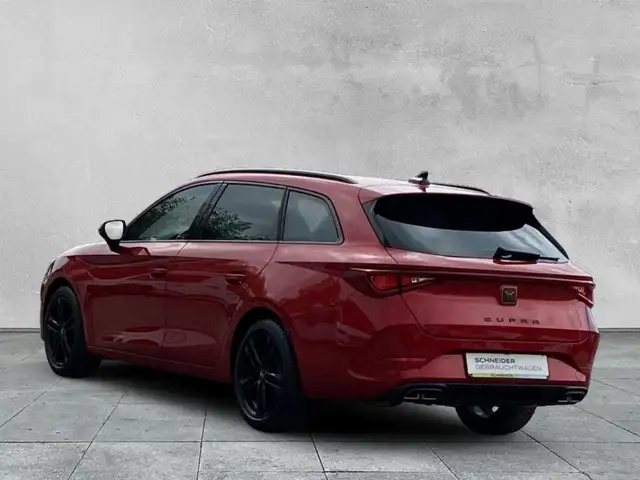 Cupra Leon view 3