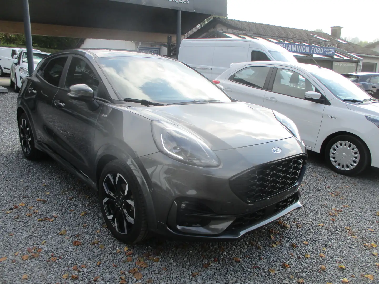 Ford Puma Puma 1.0 EcoBoost mHEV ST-Line X  30000 km Gris - 2