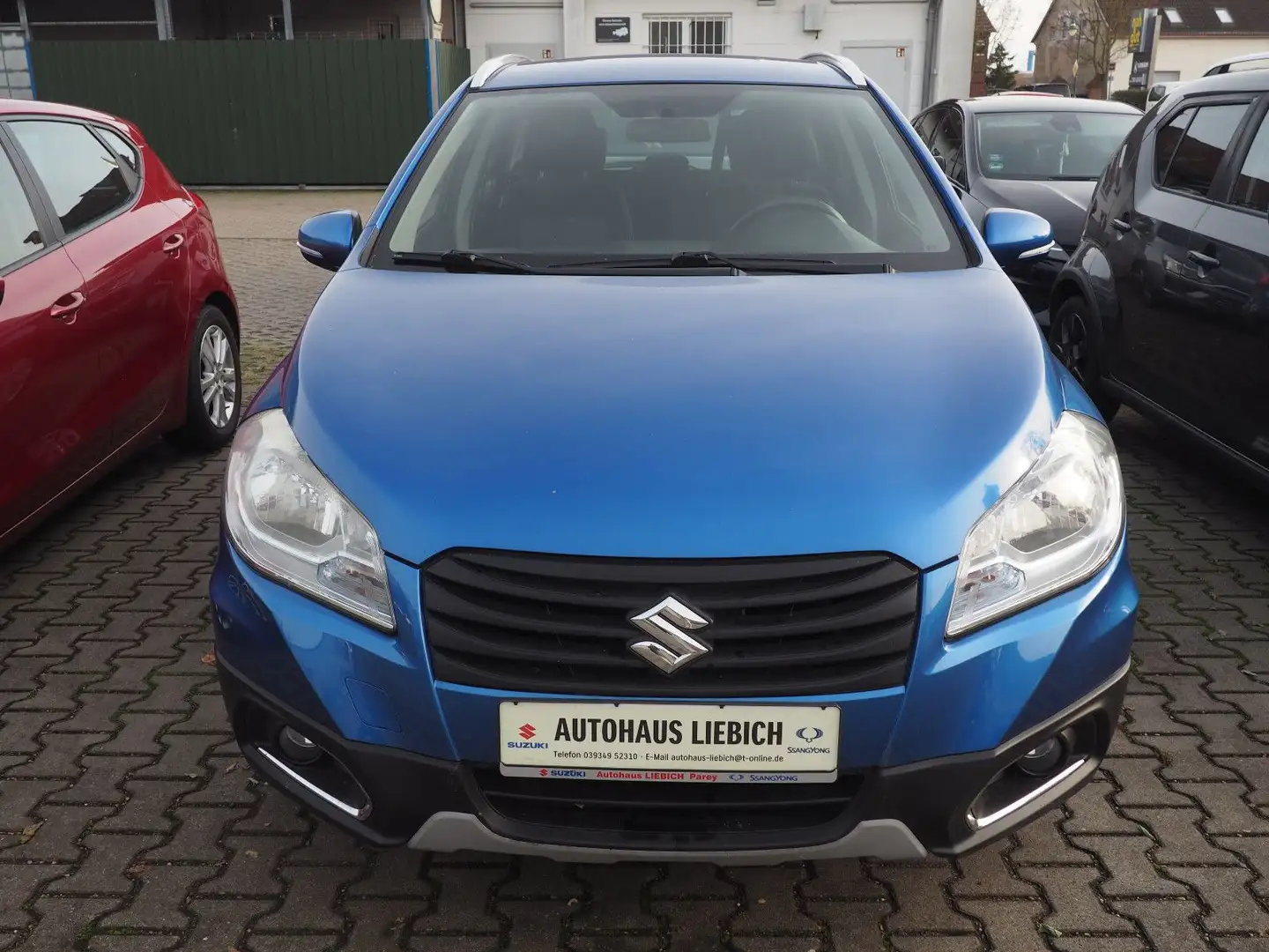 Suzuki (SX4) S-Cross 1.6 DDiS Comfort 2WD Blau - 2