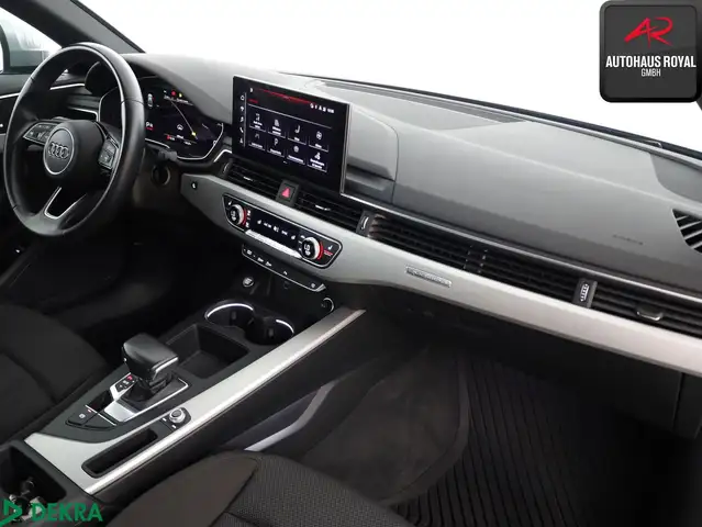 Audi A4 view 12