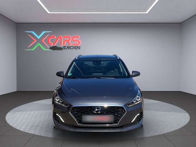 Hyundai i30 1.6CRDI Premium/Pano/Automatik/Memory/Leder