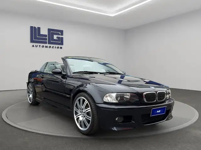 BMW M3 view 3