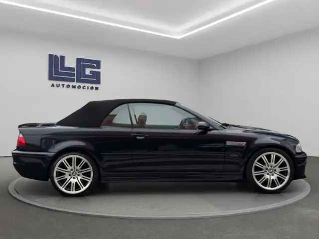 BMW M3 view 4