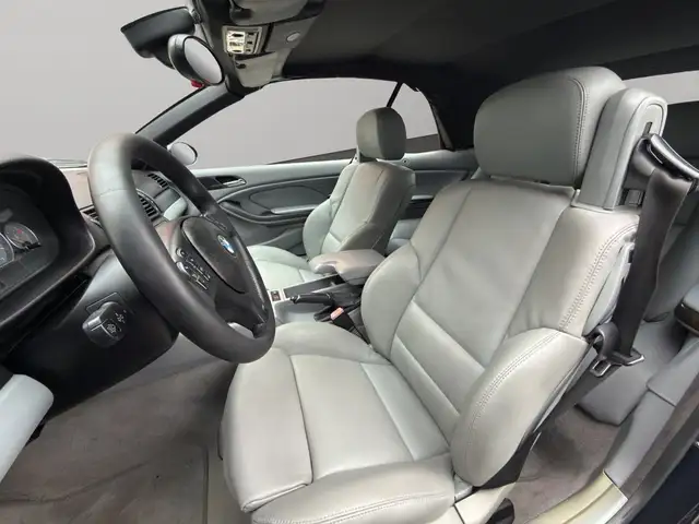 BMW M3 view 9