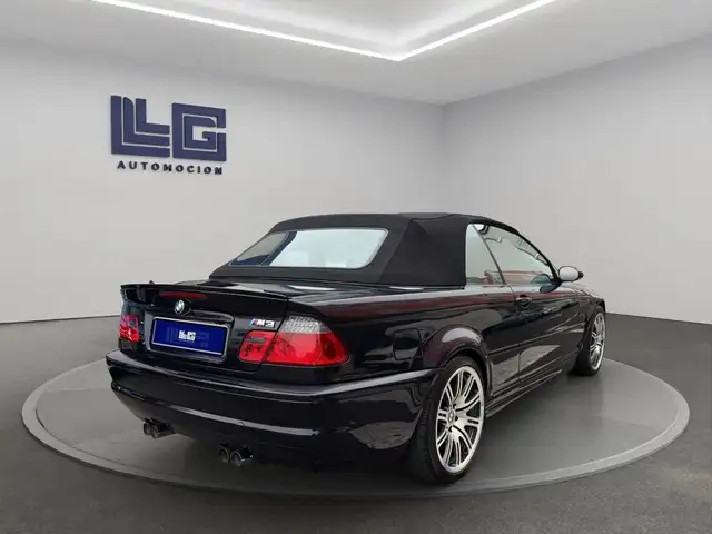 BMW M3 view 5