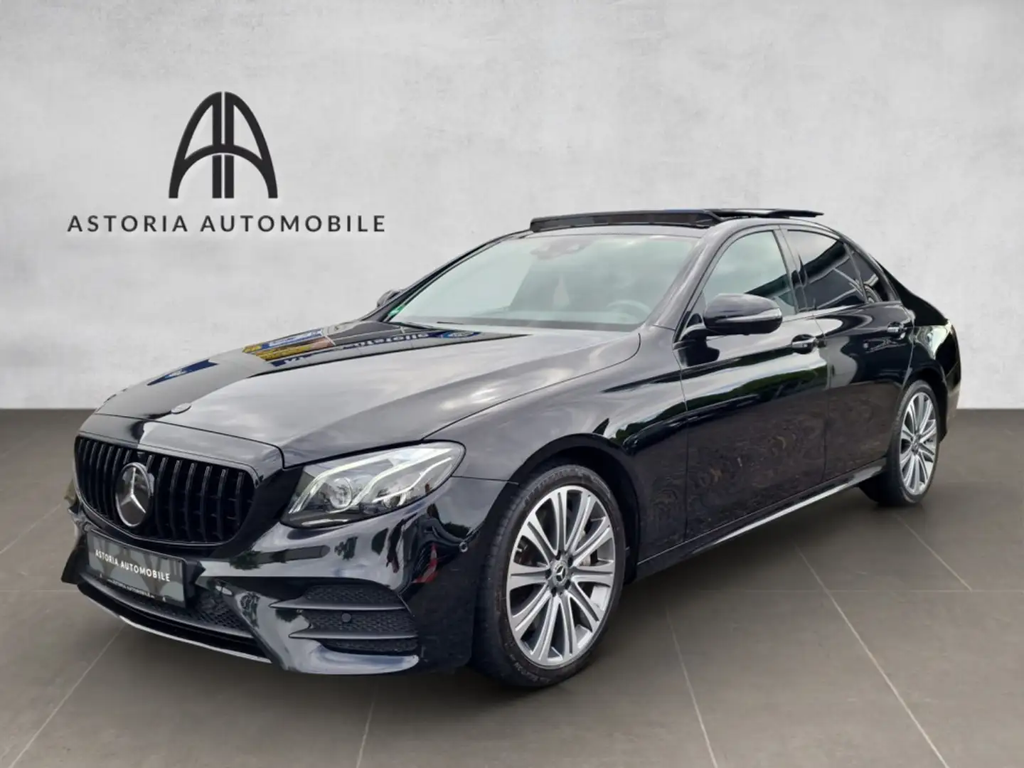 Mercedes-Benz E 400 d Pano Luft 360°Kamera Distr.HuD Burmester Schwarz - 1