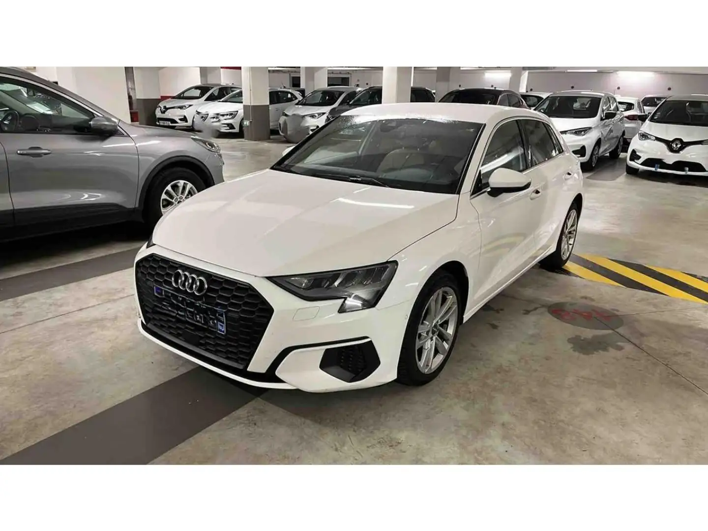 Audi A3 a3 sportback 35tfi design Blanc - 1