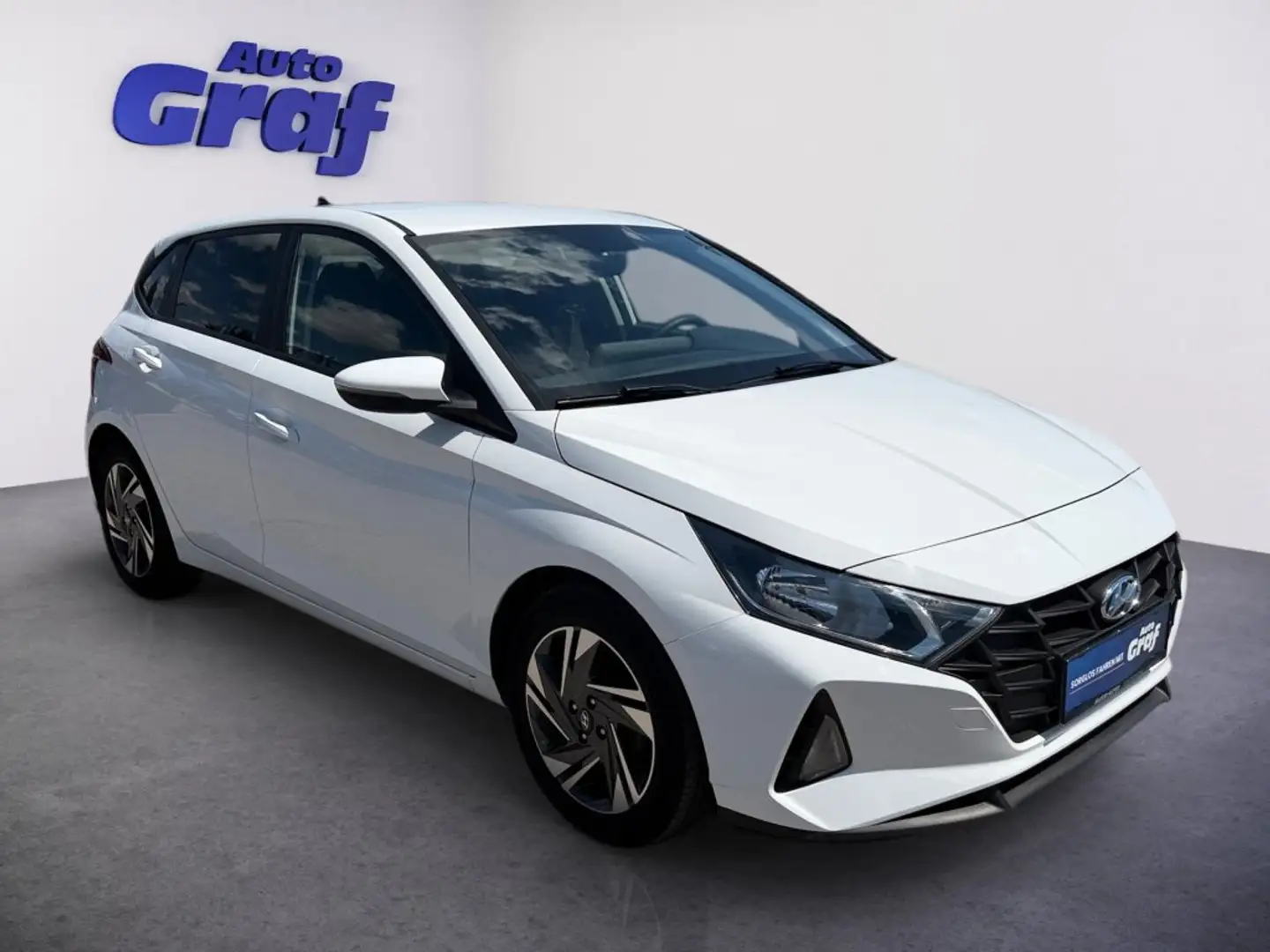 Hyundai i20 1,2 MPI chic Weiß - 2
