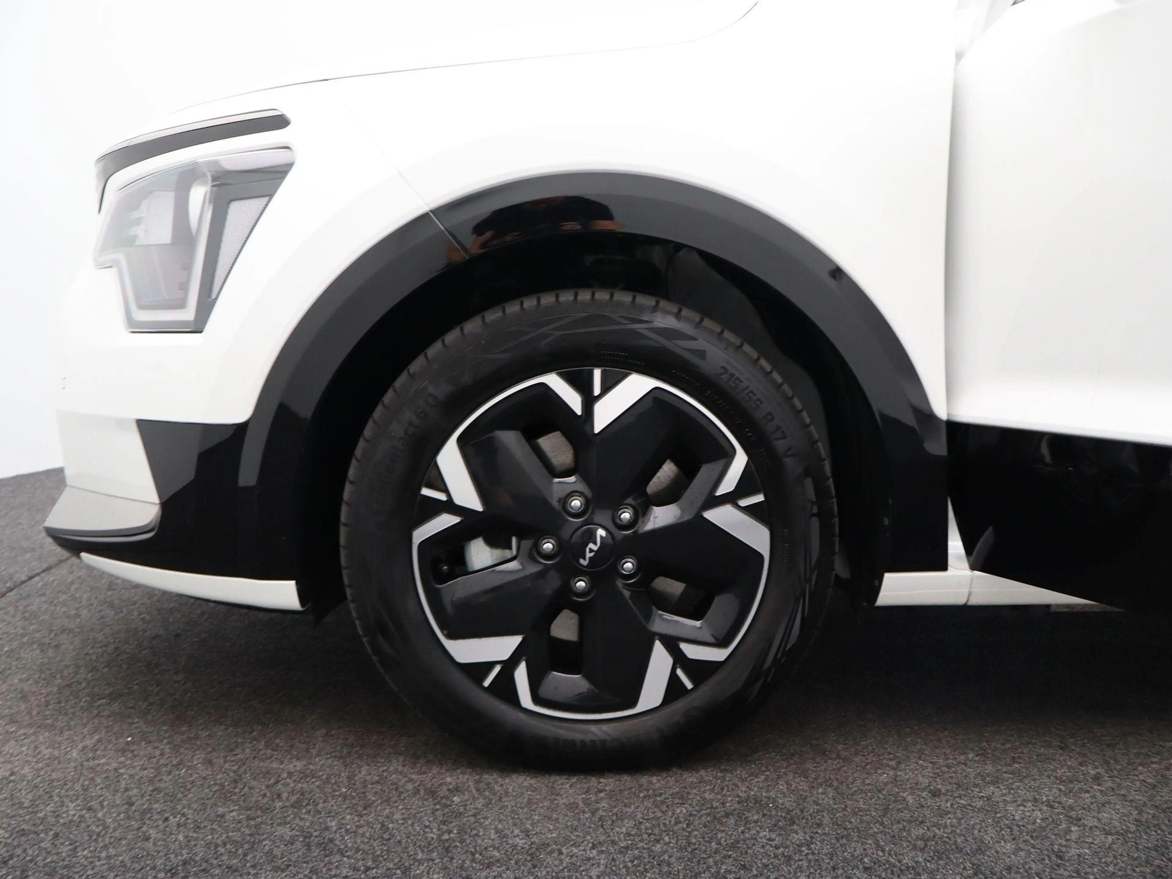 Kia e-Niro EV DynamicLine 64.8 kWh | 3-fase 11KW laden | Clim — photo 15