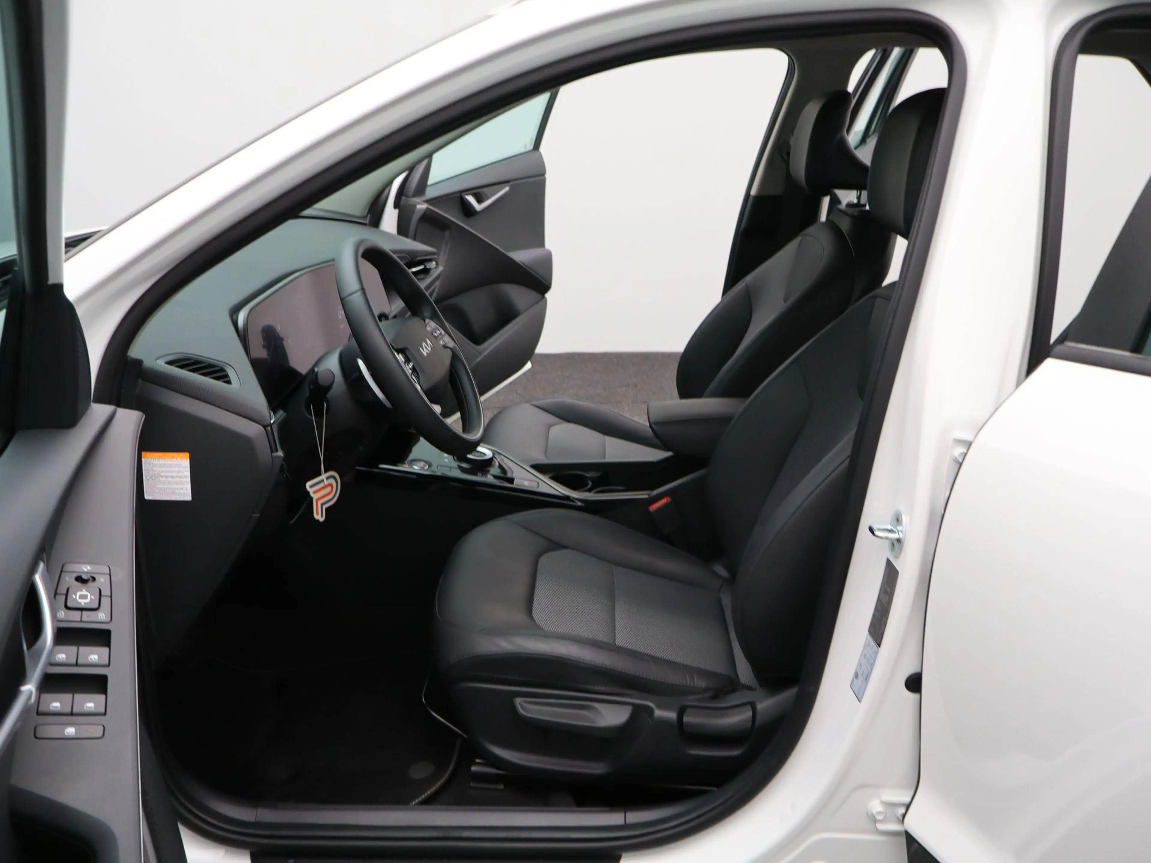 Kia e-Niro EV DynamicLine 64.8 kWh | 3-fase 11KW laden | Clim — photo 11