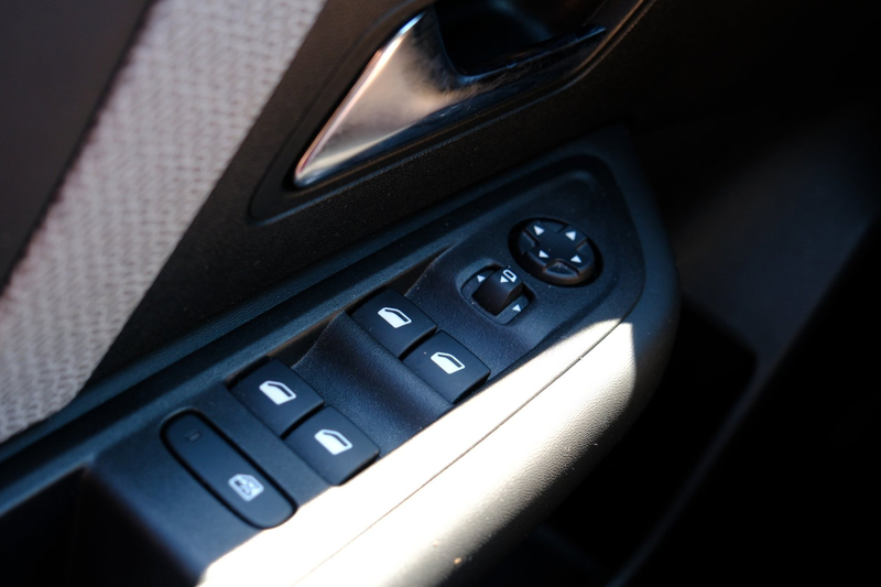Citroen C4 1.2 Puretech Business Plus Aut. *24.220km!* Navi|1 — photo 29