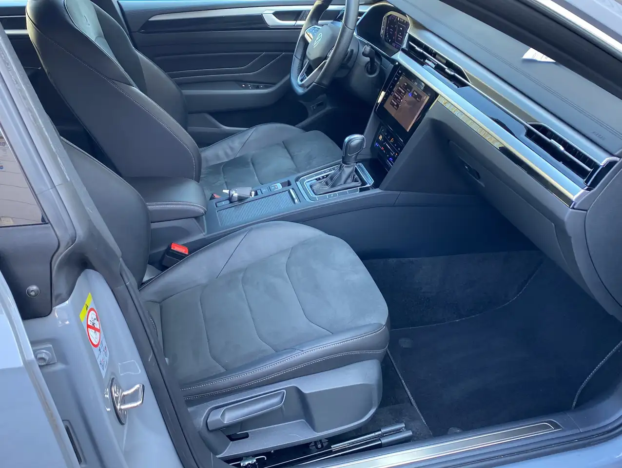 Volkswagen Arteon 2.0 TSI R-Line*EasyOpen*LED*CarPlay* 15