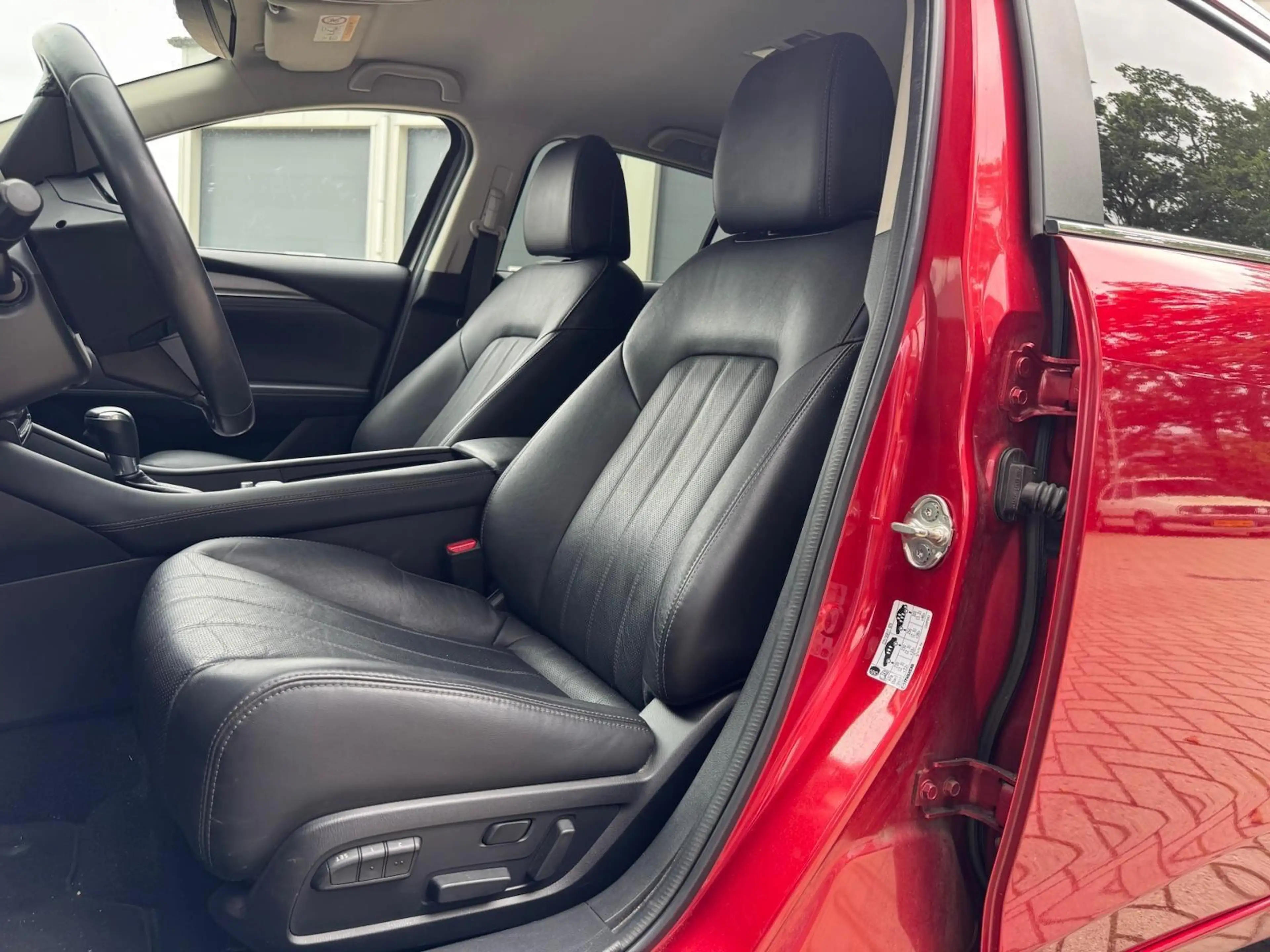 Mazda 6 Sportbreak 2.0 SkyActiv-G 165 Business — photo 5