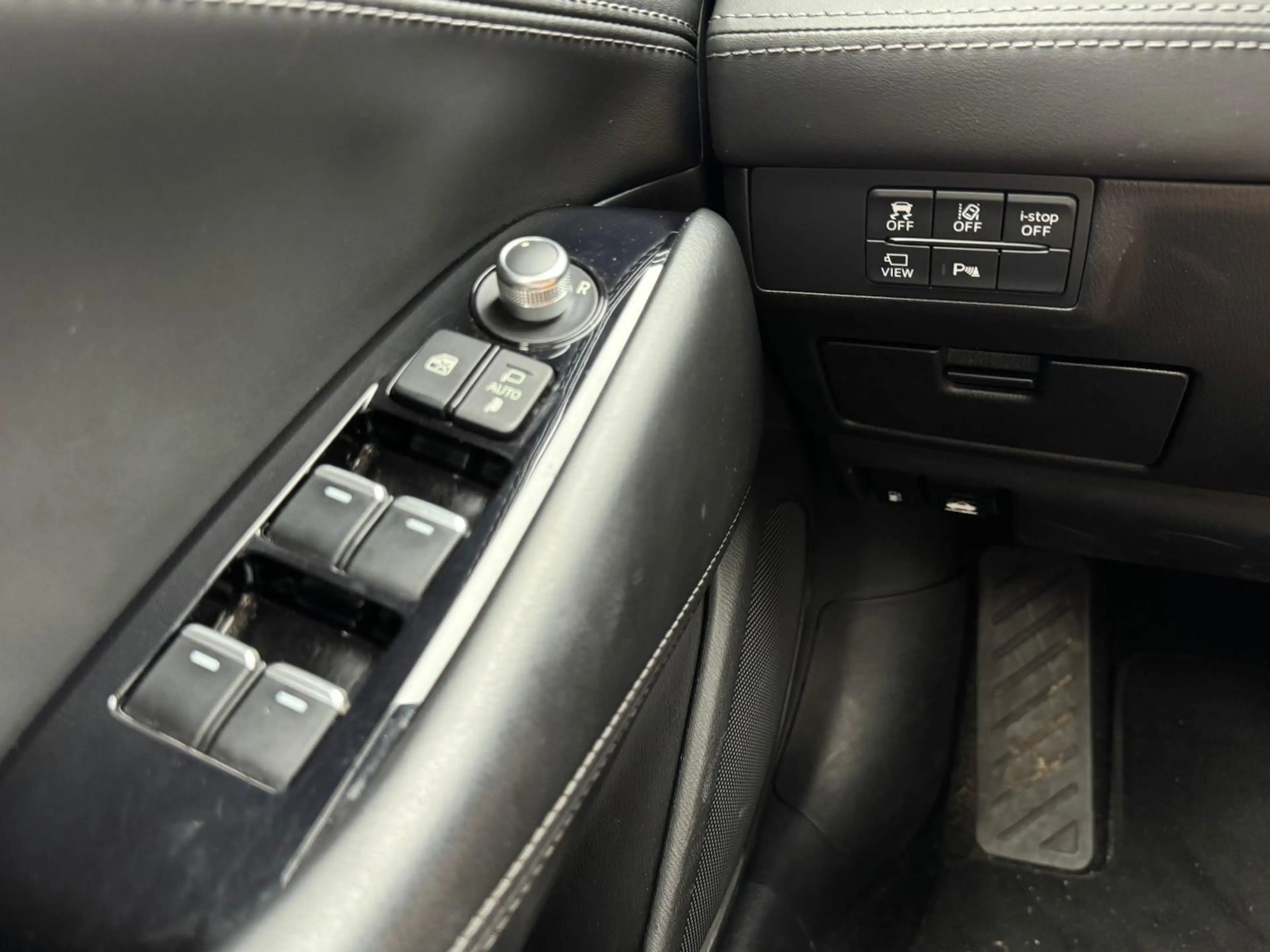 Mazda 6 Sportbreak 2.0 SkyActiv-G 165 Business — photo 13