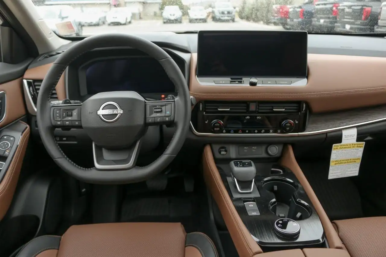Nissan Rogue fotografie Nissan Rogue