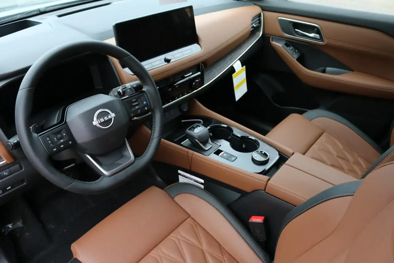 Nissan Rogue fotografie Nissan Rogue