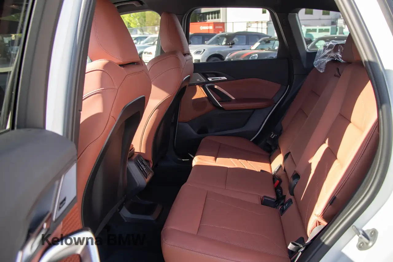 BMW X1 снимка BMW X1