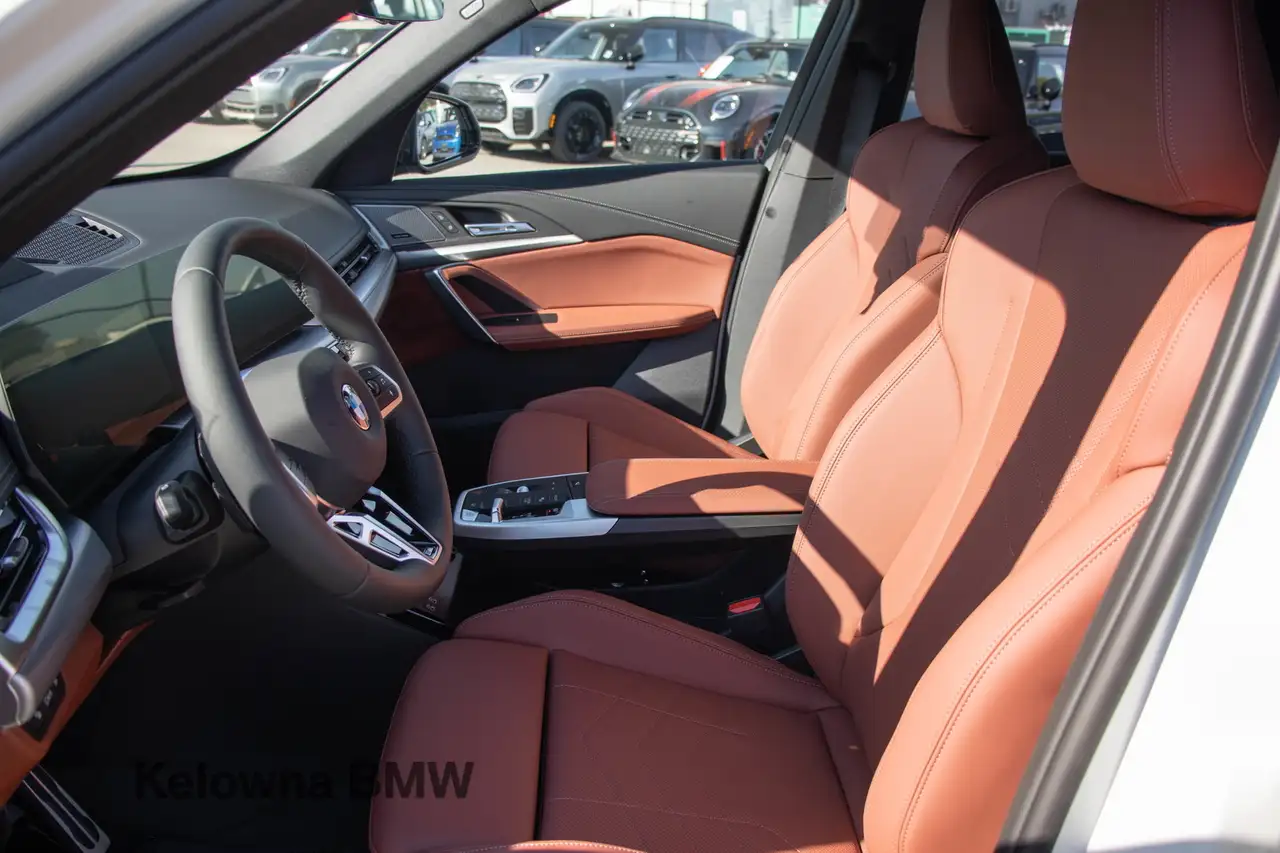 BMW X1 снимка BMW X1