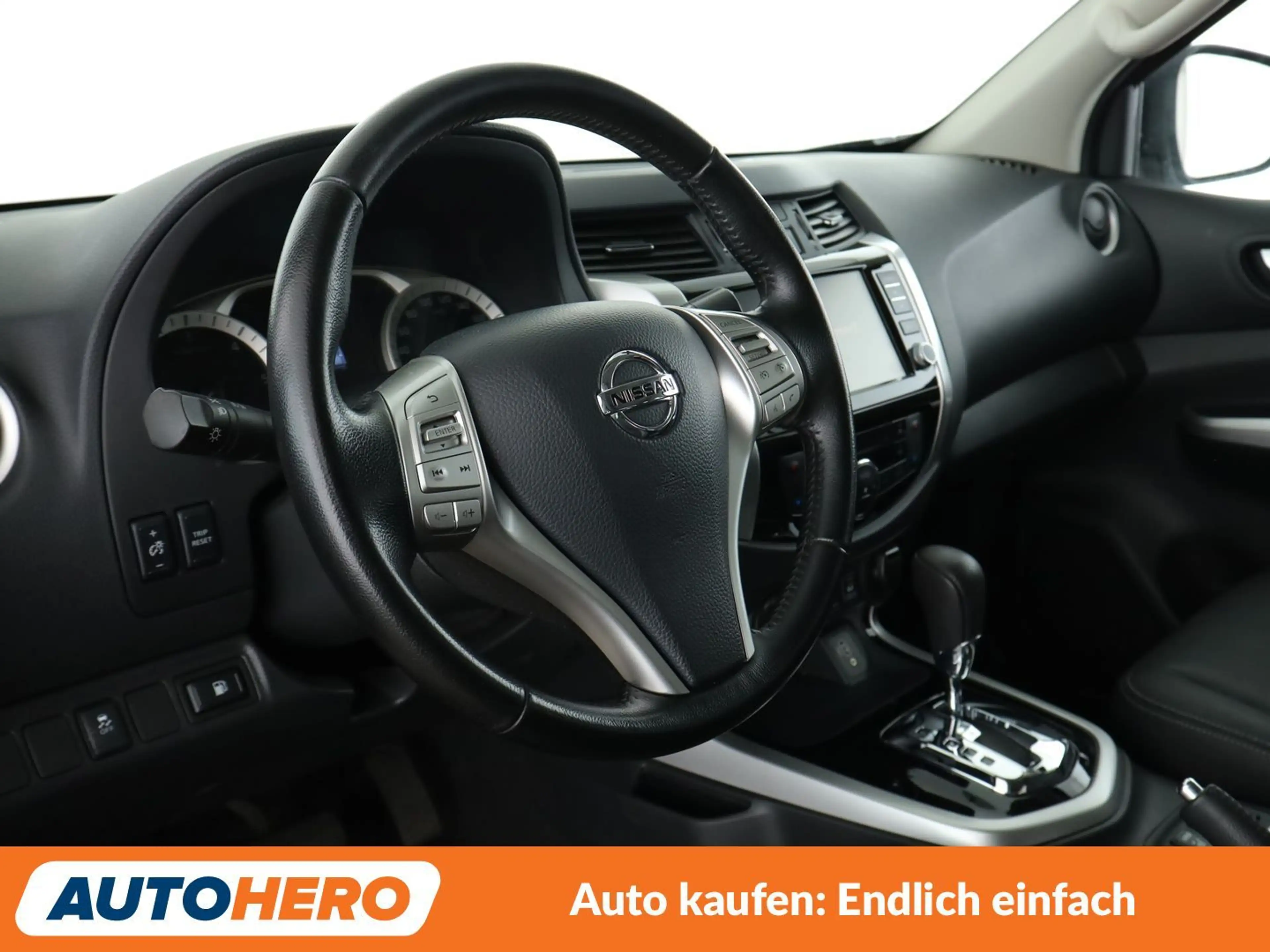 Nissan NP300 2.3 dCi Tekna Double Cab 4x4 Aut.*NAVI*TEMPO*CAM* — photo 11