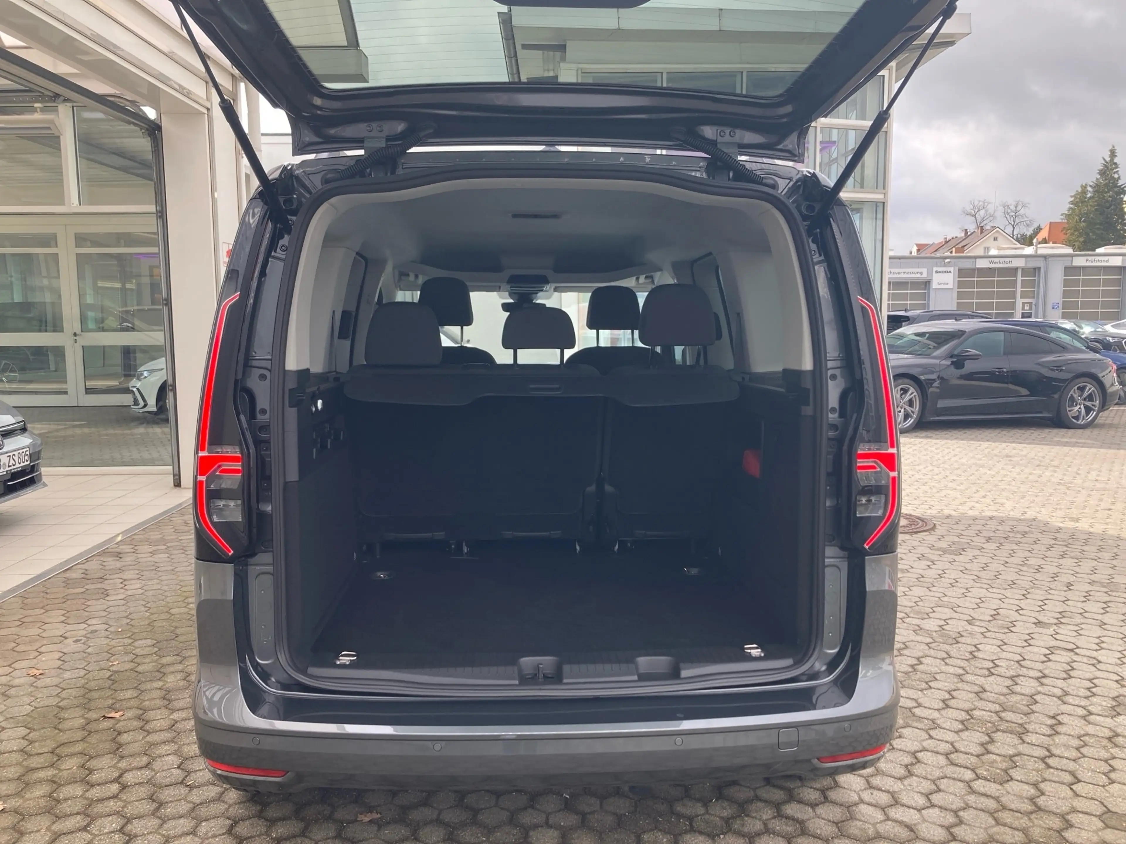 Volkswagen Tayron R-LINE 2.0TSI 265PS DSG 4MOTION LEDER.NAVI.HuD.IQ. — photo 8