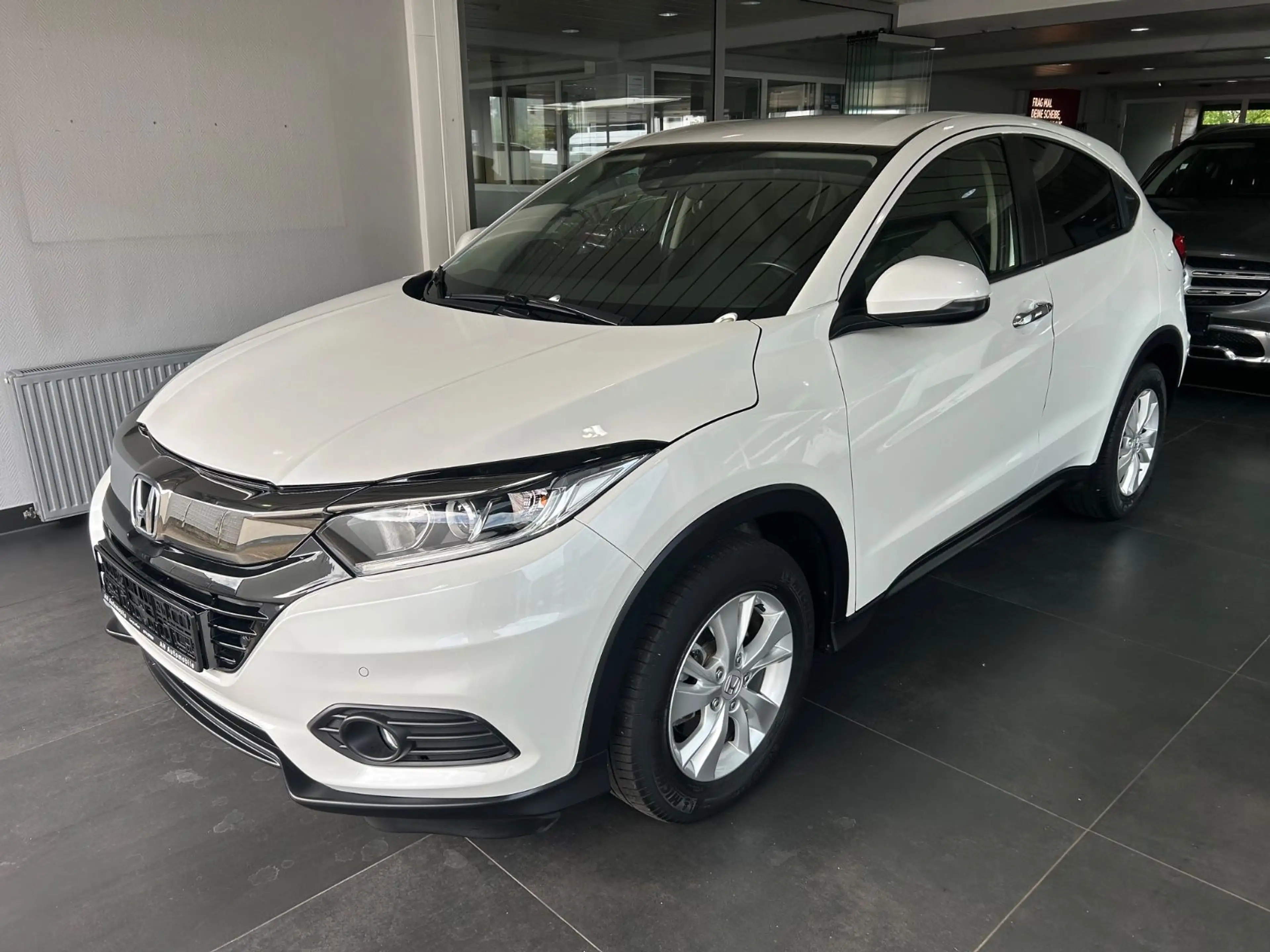 Honda HR-V 1.5 i-VTEC Elegance Navi Kamera