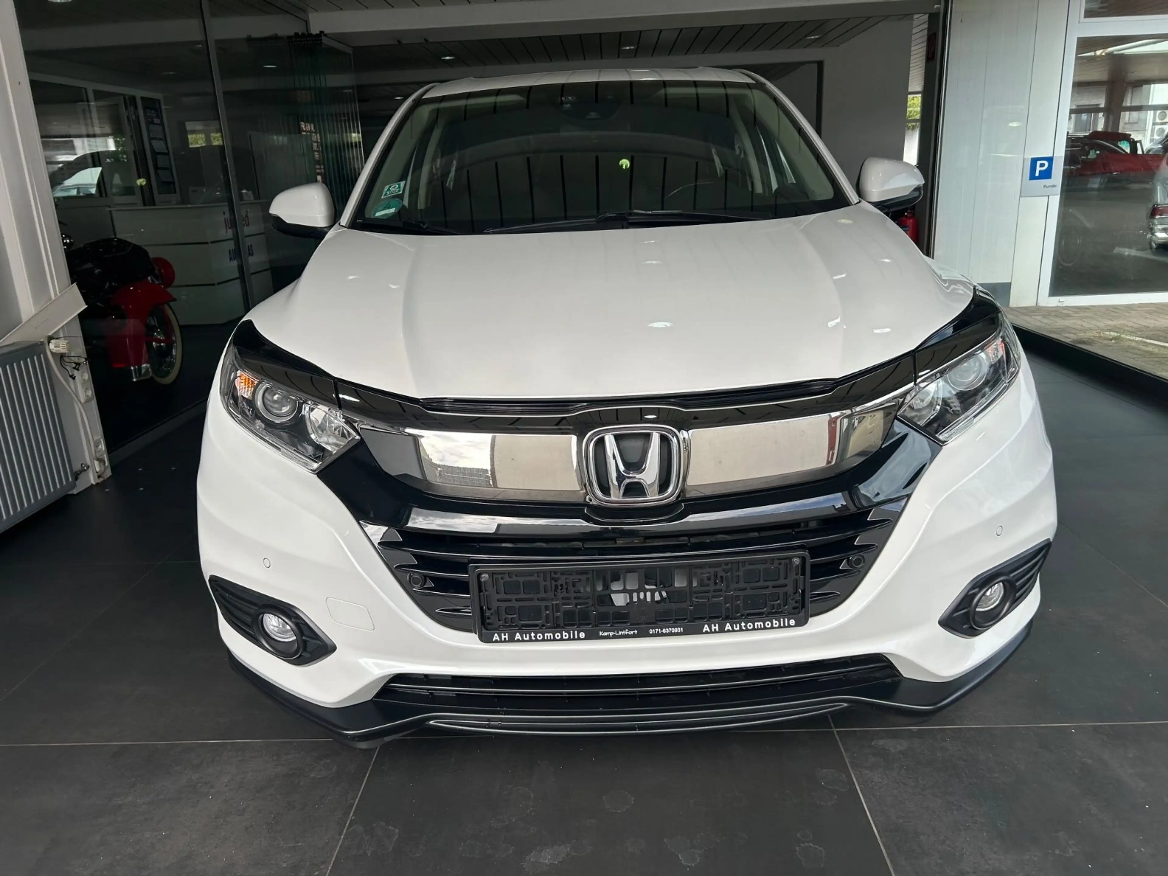 Honda HR-V 1.5 i-VTEC Elegance Navi Kamera — photo 2