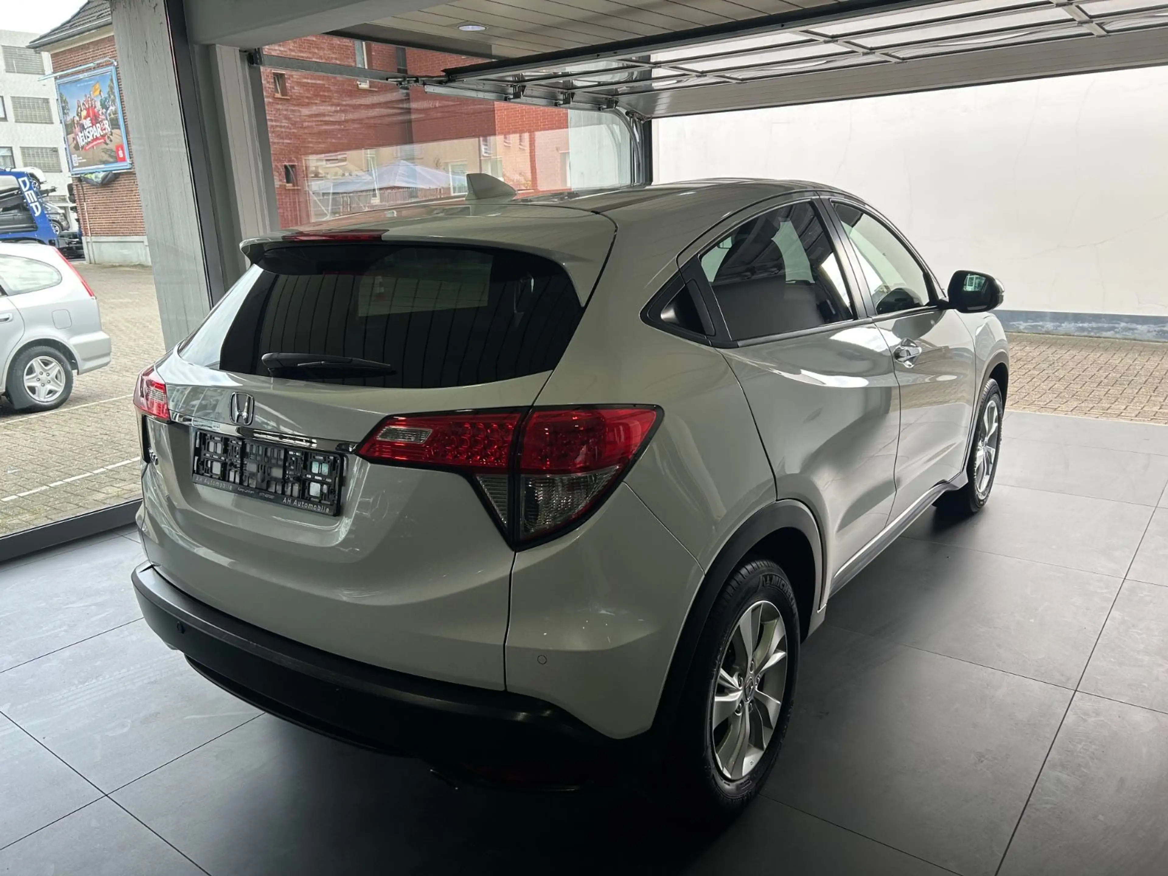 Honda HR-V 1.5 i-VTEC Elegance Navi Kamera — photo 4
