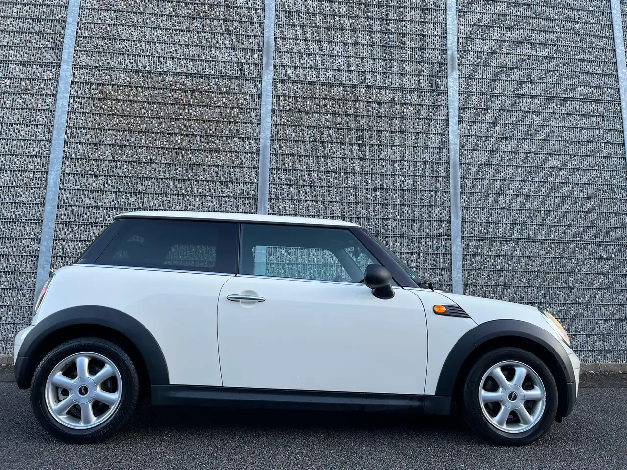 MINI One