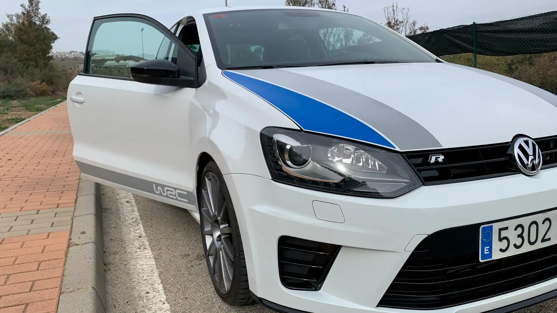 Volkswagen Polo R WRC 2.0TSI 220CV (1 de 44 en ES) 100% original Weiß - 1