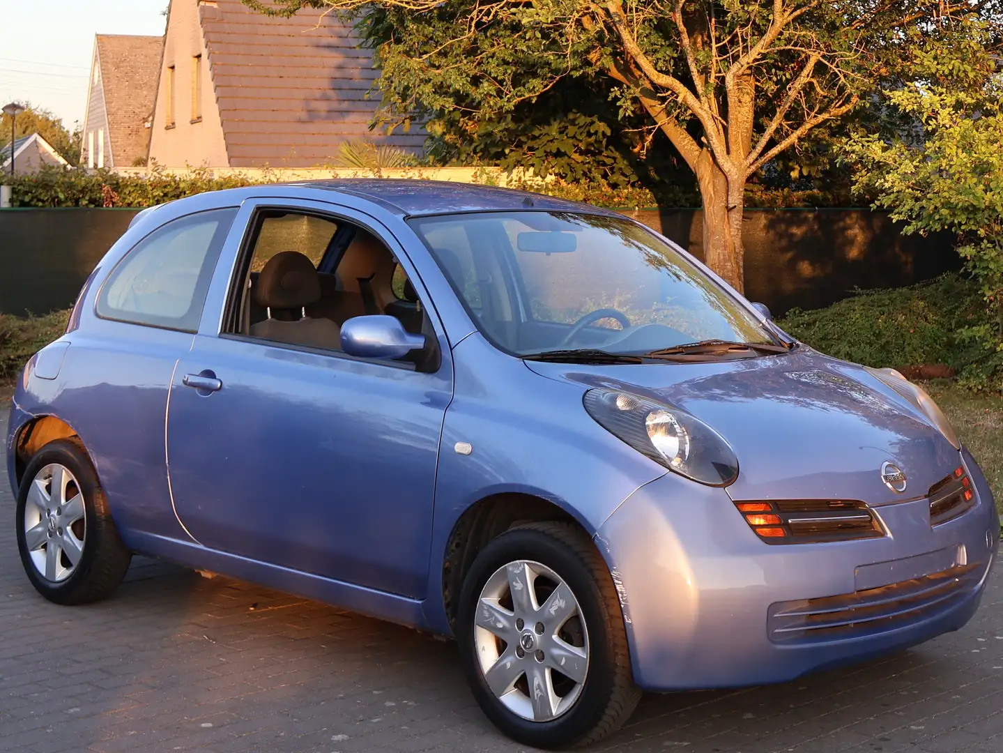 Nissan Micra Micra 1.4 acenta Bleu - 1