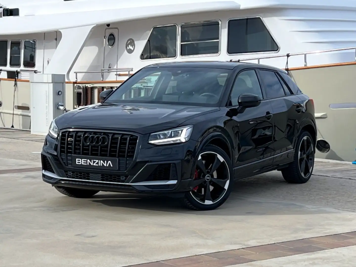 Audi SQ2 TFSI quattro S tronic 221kW Noir - 1