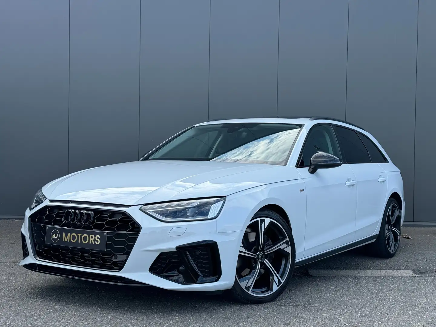 Audi A4 Avant 35 TFSI 150cv - S-Line Competition - Pano Bianco - 1
