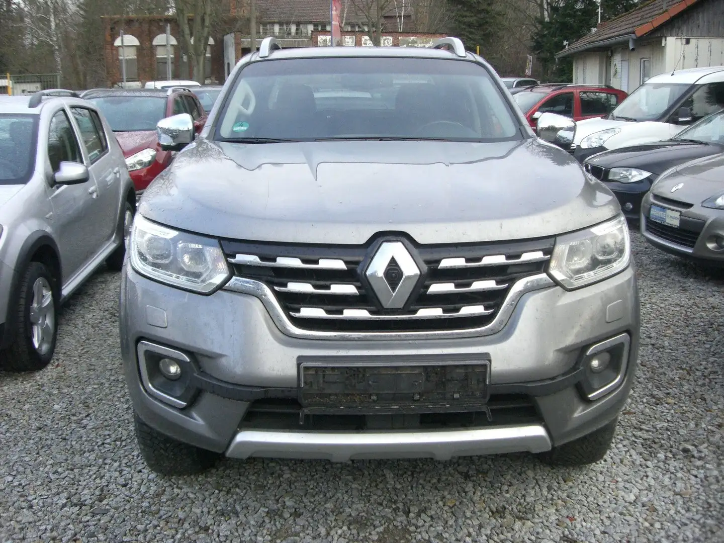 Renault Alaskan Intens Double Cab 4x4 1.Hand&Vollaust. Grijs - 2