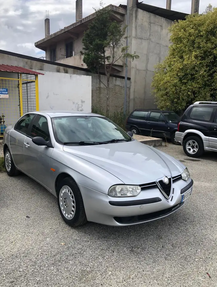 Alfa Romeo 156