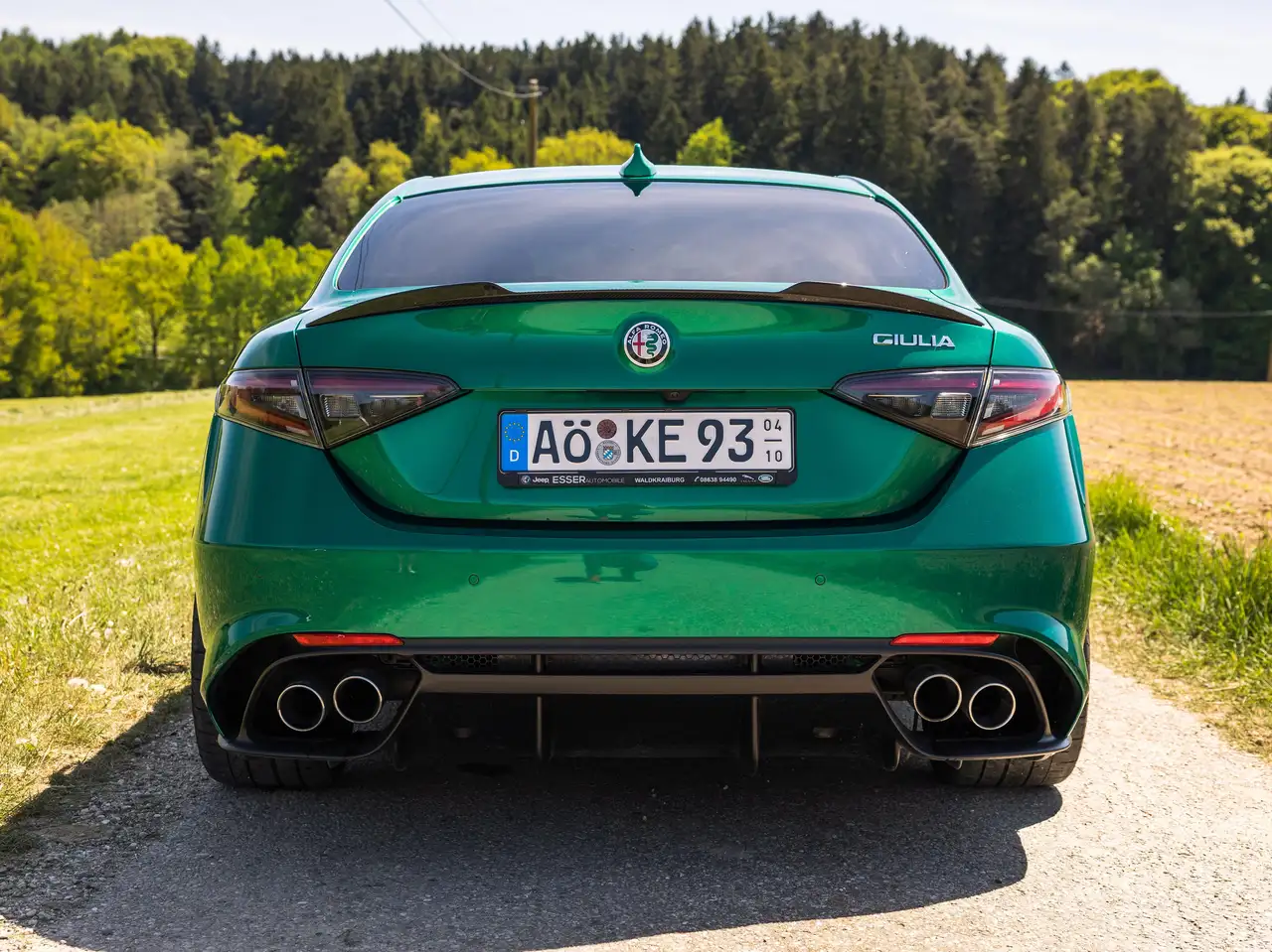 Alfa Romeo Giulia 2023 — фото 9