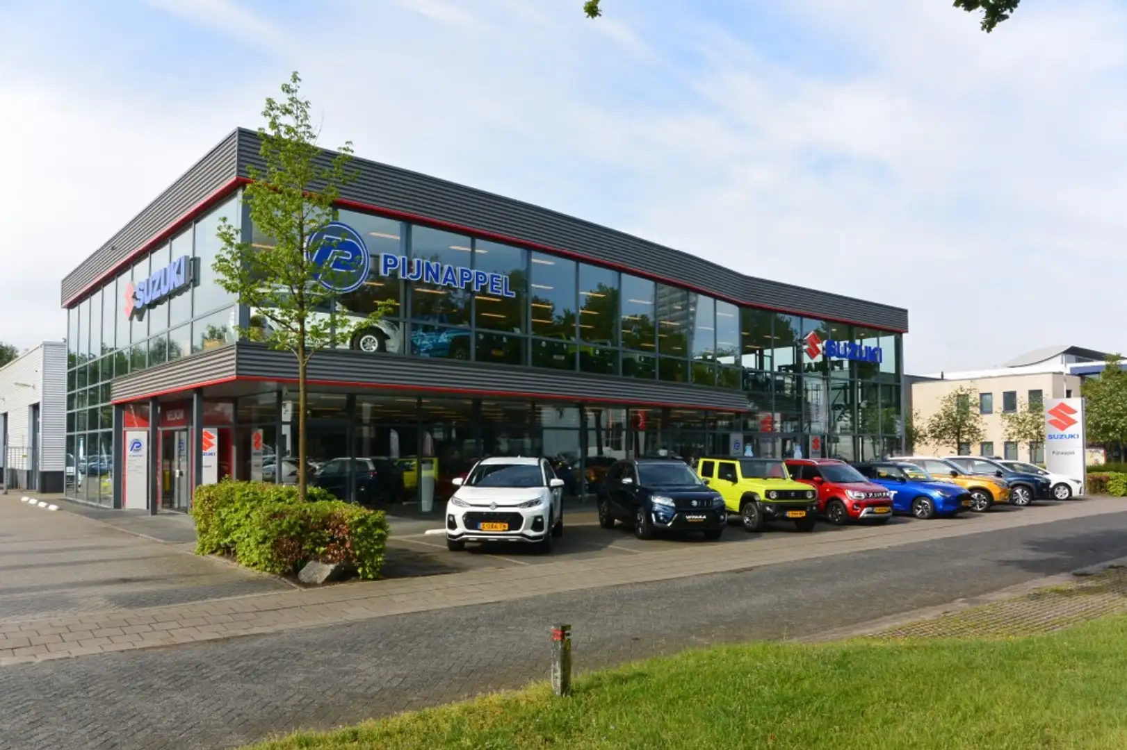 Suzuki Swift 1.4 Sport Turbo Boosterjet 5-deurs Hybrid Zwart - 2