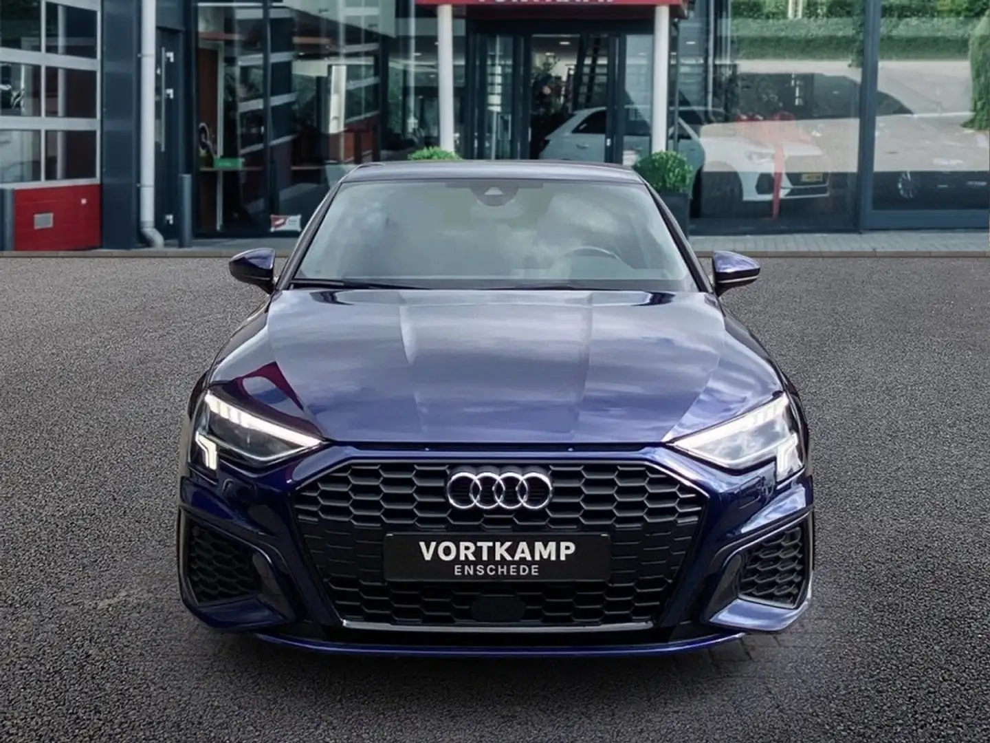 Audi A3 30 TFSI S-LINE MATRIX-LED/PDC/STOELVERW/PDC/NAVI Blauw - 2