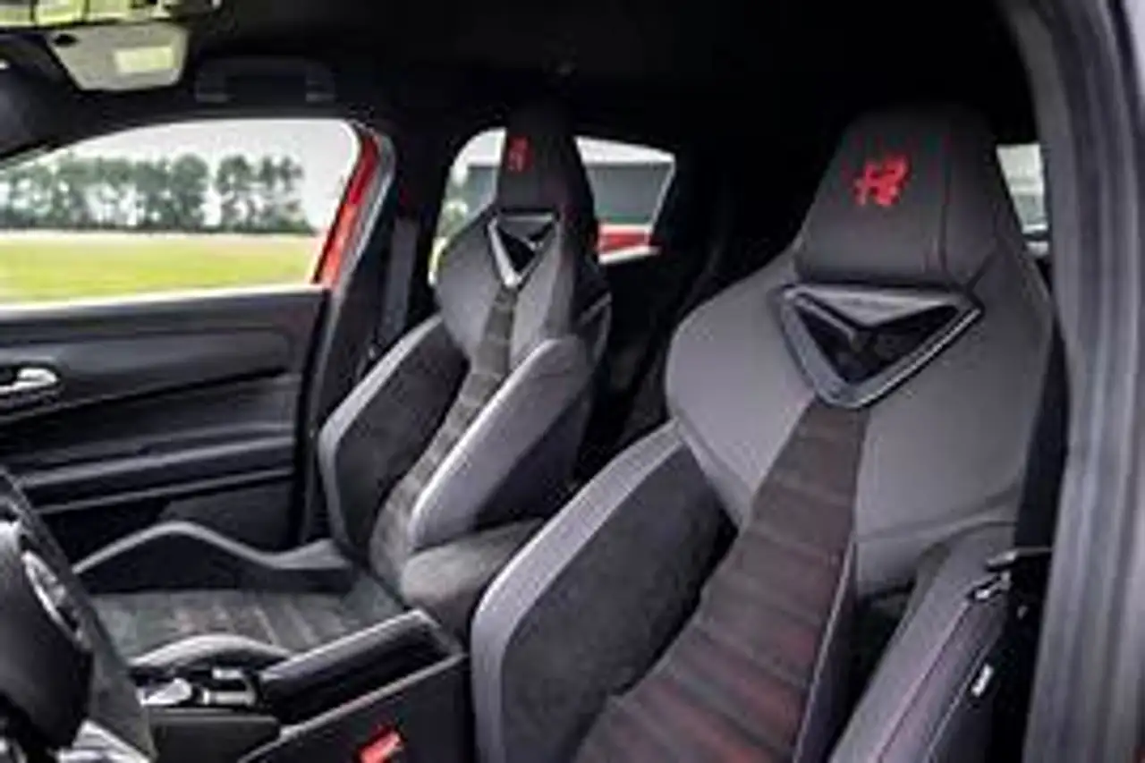 Alfa Romeo Junior 2026