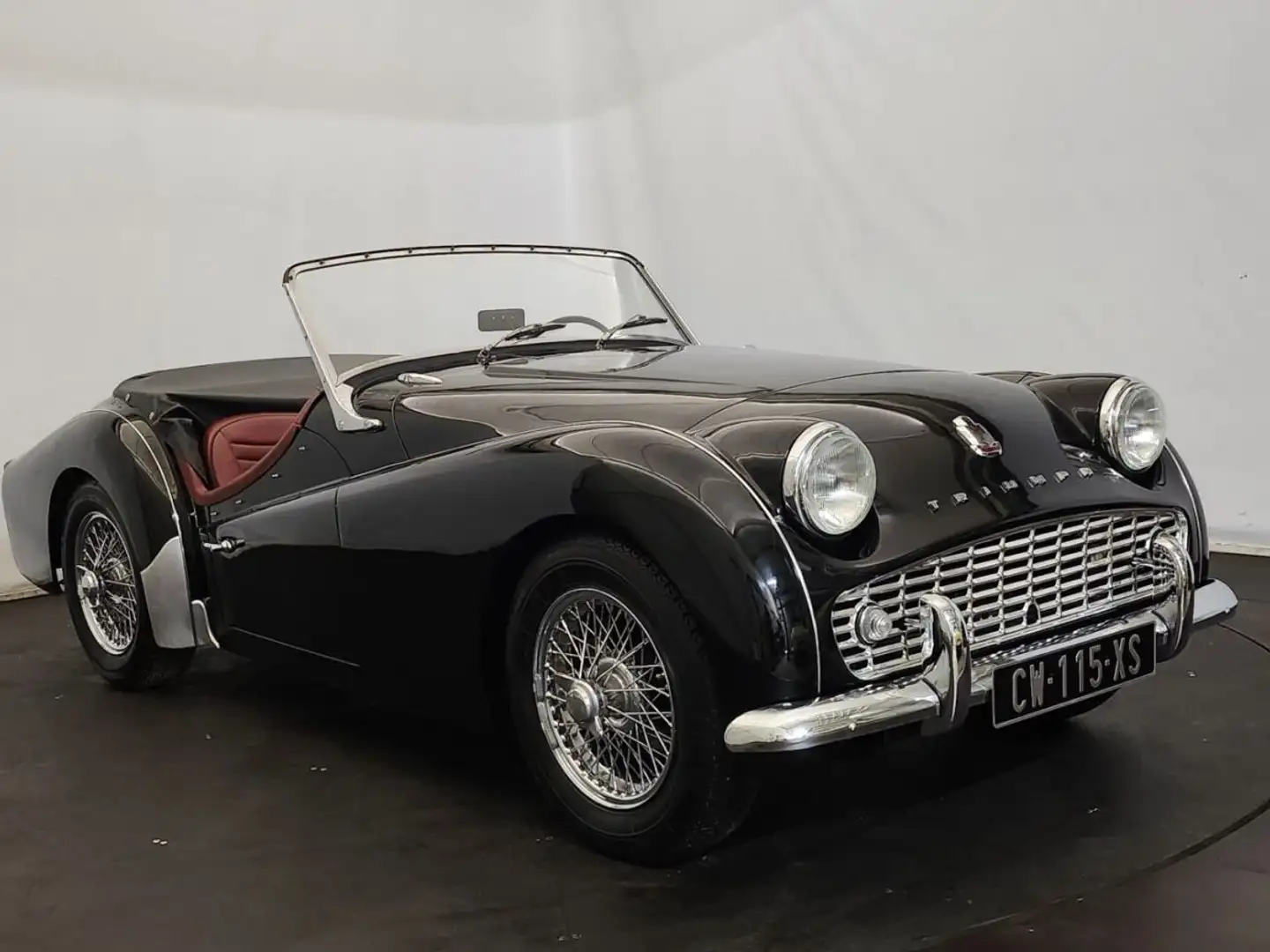 Triumph TR3 Noir - 1