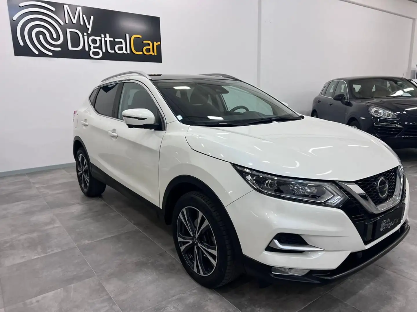 Nissan Qashqai 1.5 dCi 115 CV N-Connecta Bianco - 1