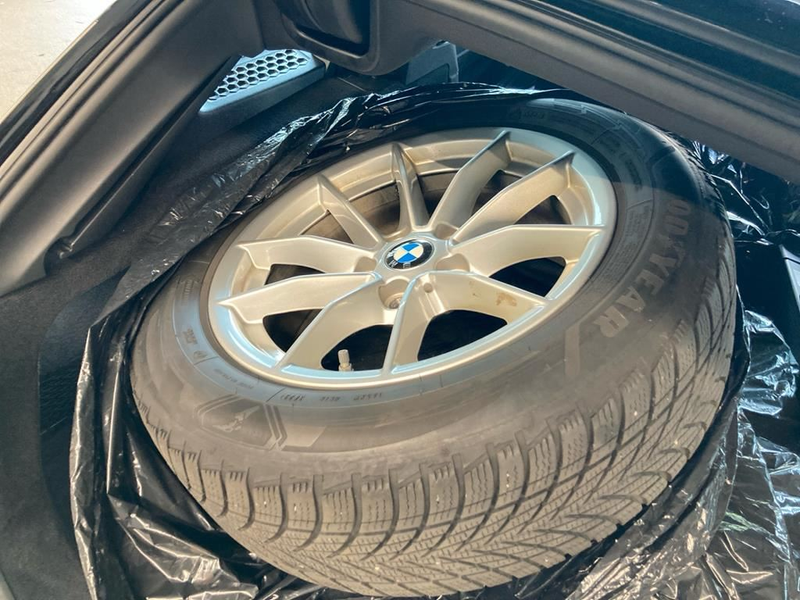 BMW 318 Sport Line — photo 15