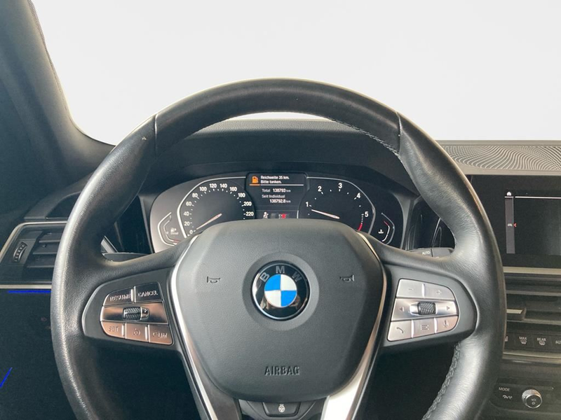 BMW 318 Sport Line — photo 13