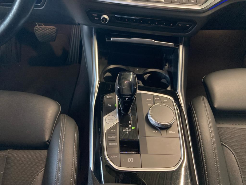 BMW 318 Sport Line — photo 11