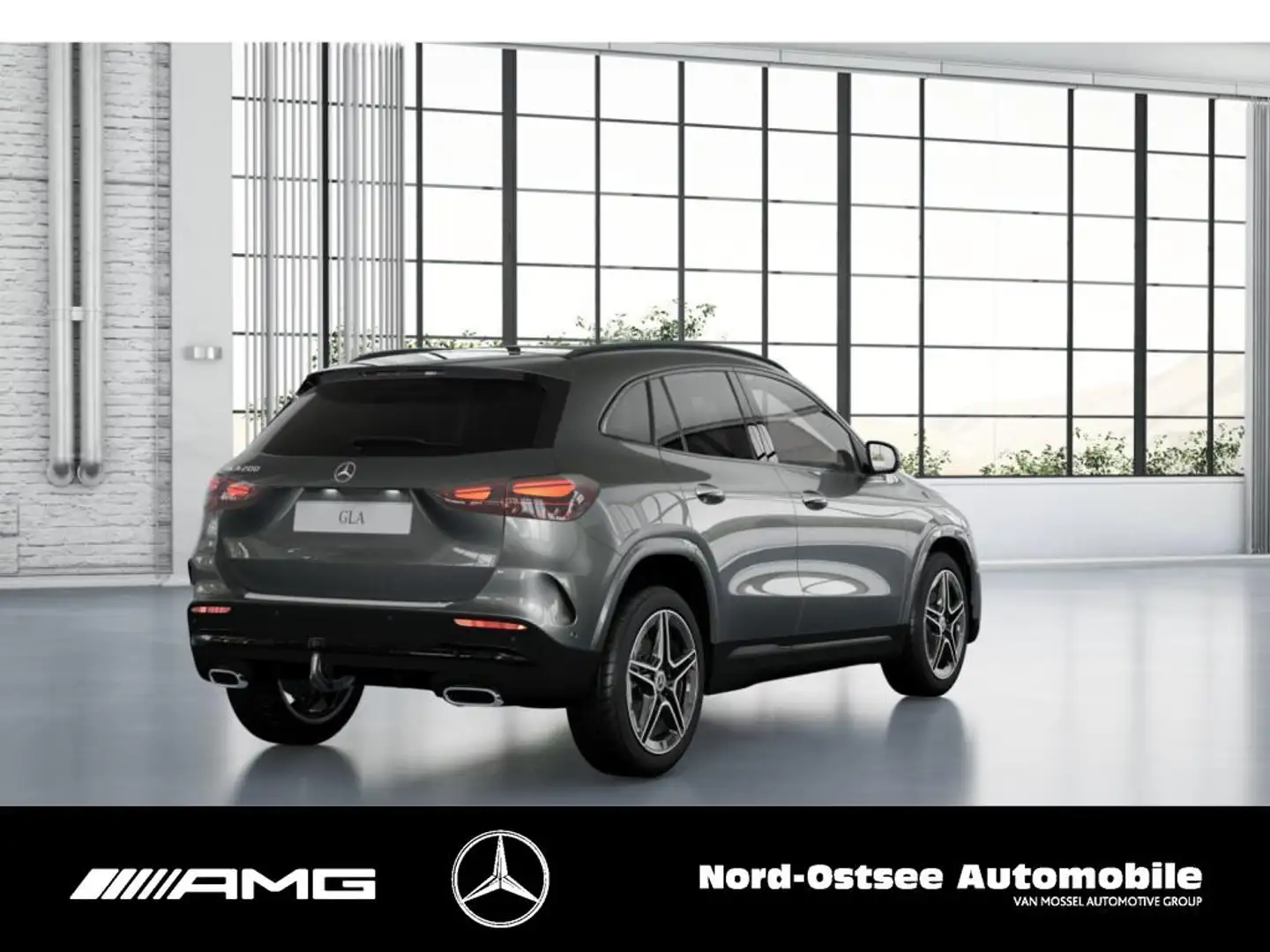 Mercedes-Benz GLA 200 MULTIBEAM PANO AHK NIGHT W-Paket S-Sitz Grau - 2