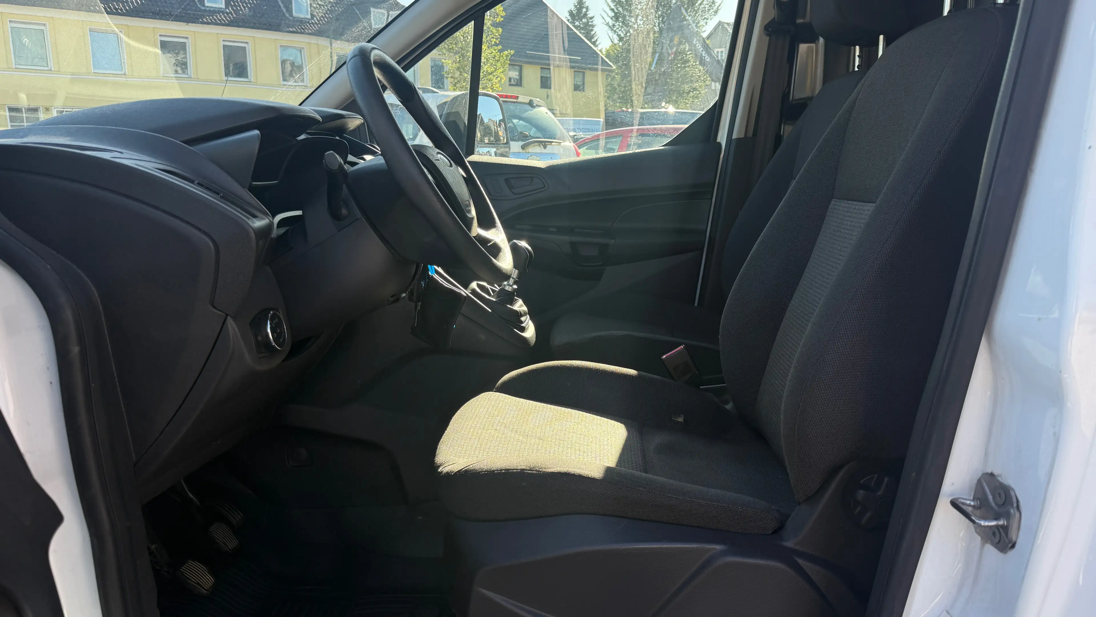 Ford Transit Connect 1.0 EcoBoost  | Kasten | 101 PS | TÜV 05/2028 | gepflegt — photo 8