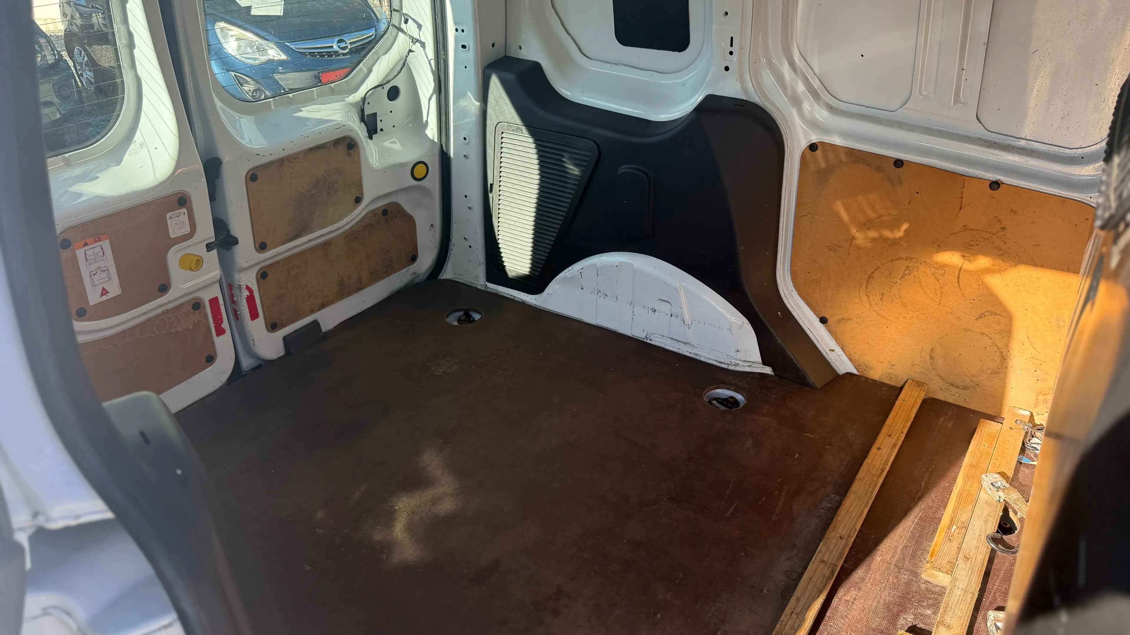 Ford Transit Connect 1.0 EcoBoost  | Kasten | 101 PS | TÜV 05/2028 | gepflegt — photo 10